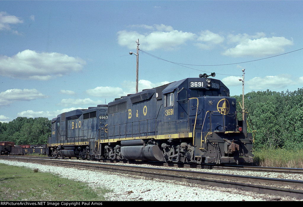 BO 3691 Showing signs of being temporarily leased to the ATSF in 1979-1980 and temporarily renumbered to BO 9691 and back to BO 3691 when the lease ended